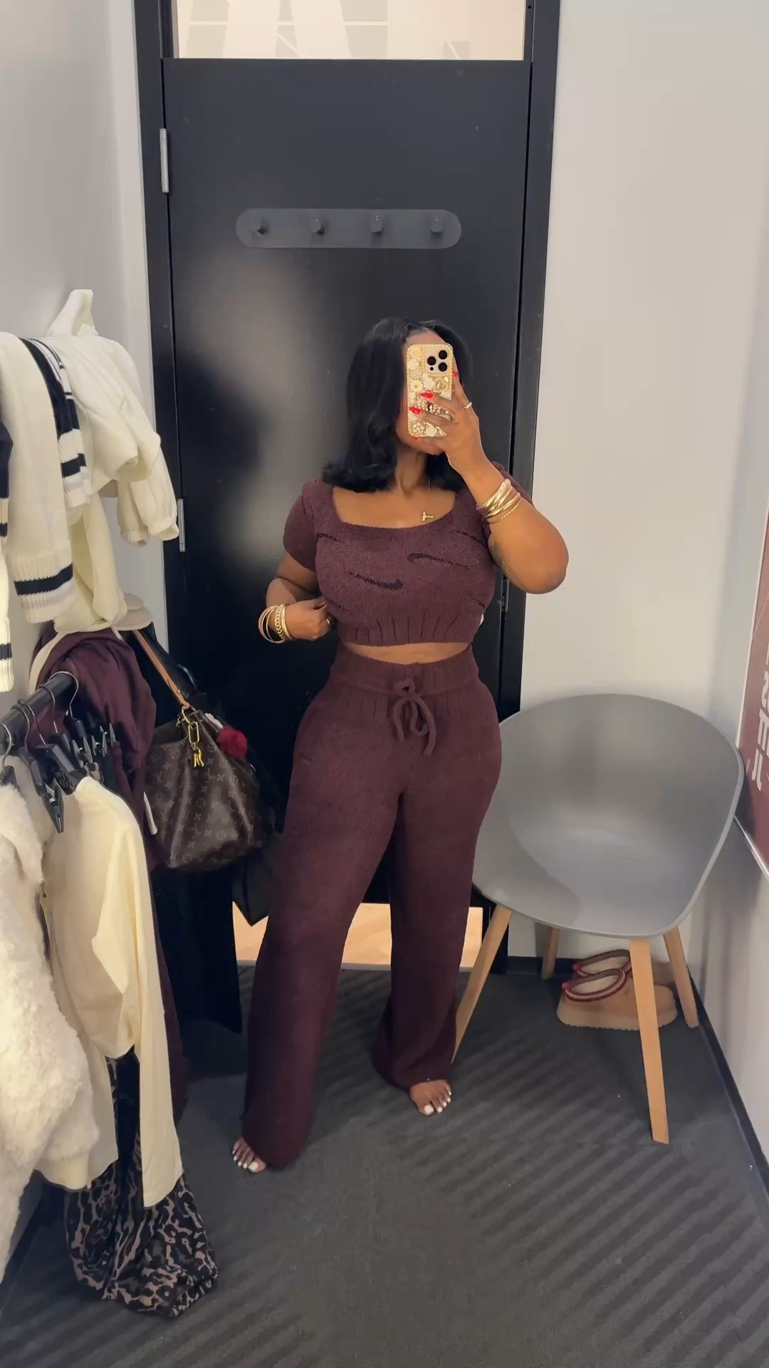 Wearing a size Medium in top and bottom! They have good stretch
🤍Living for this Nike Phoenix Cozy
Bouclé set (sold separately) the softest knit for chill days, travel days, or a cute coffee run
moment. The cropped top + slim pants give that effortless, put together vibe while still feeling like loungewear. Comes in three+ colors and the coziest texture for fall straight into holiday

#LTKPetite #LTKHoliday #LTKActive