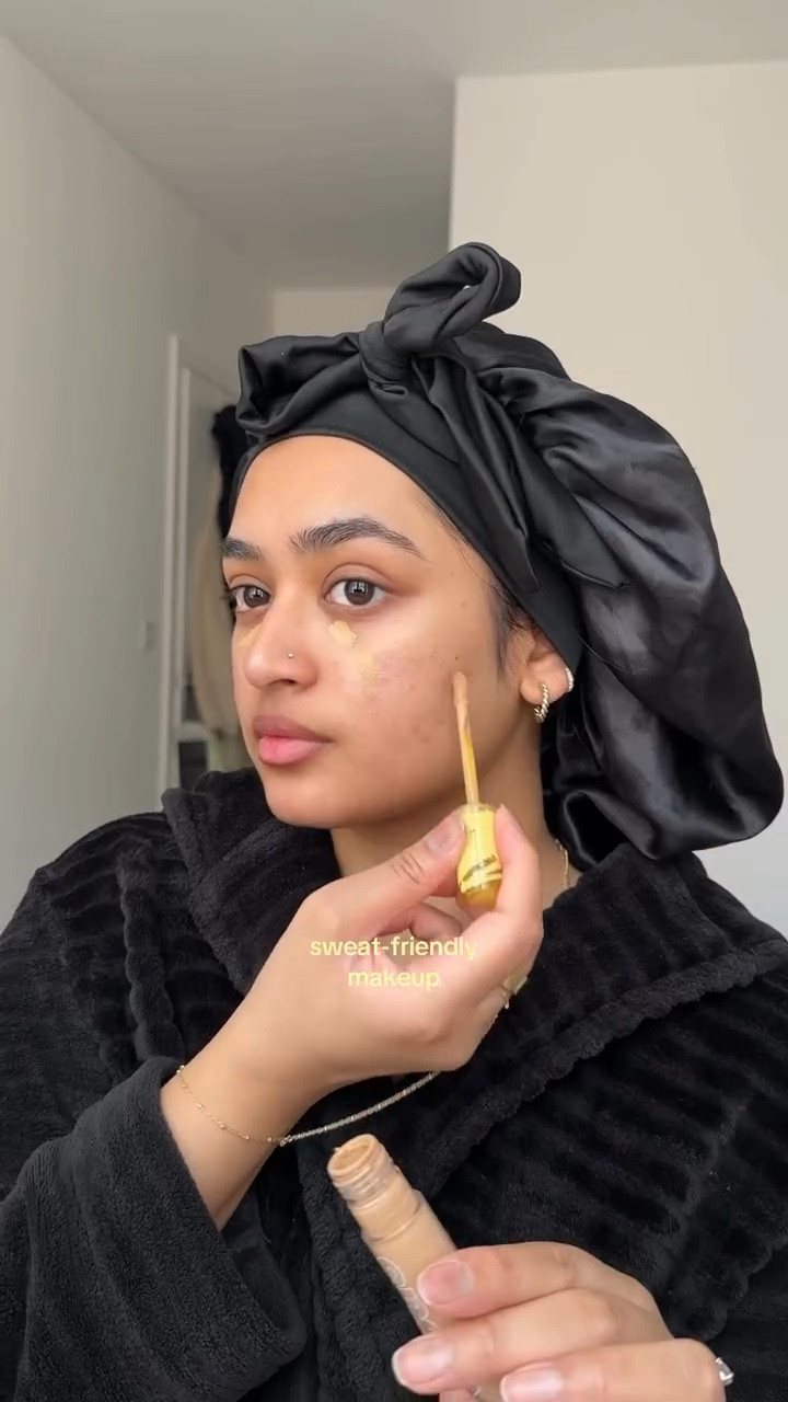 After teaching many Pilates classes, I’ve found the makeup look that is perfect for working out! ✨ 

Products all linked in my LTK

@drunkelephant blush drops
@kosas concealer
@kosas eyebrow pencil
@maccosmeticsuki Skinfinish Lightstruck 
@kikomilano lipstick
@graceandstella under eye patches
@shiseido eyelash curler
@fentybeauty setting spray
@realtechniques beauty blender

#browngirlmakeup #sweatfriendlymakeup #gymmakeup #breathablemakeup #nomakeupmakeuplook @ltk.europe

#LTKsummer #LTKfitness #LTKbeauty