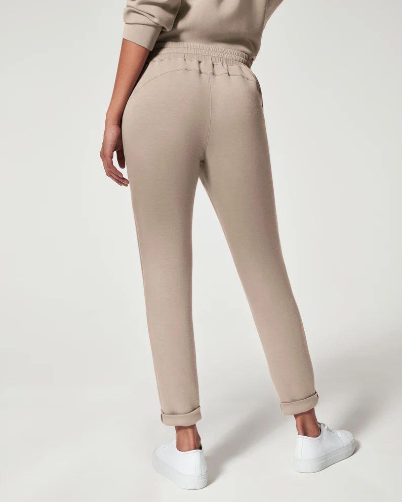 AirEssentials Tapered Pant | Spanx