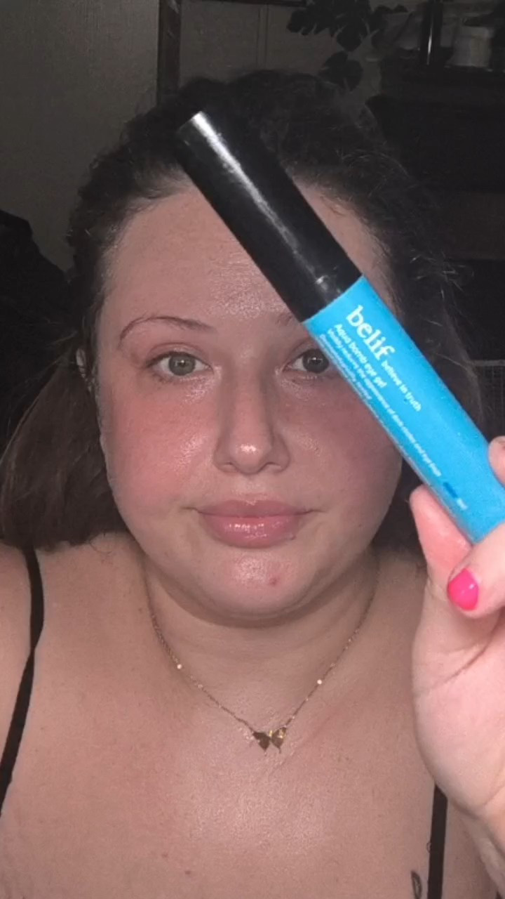 Oh yes a million times yes! It defuffs and has a little bit of a cooling sensation in the gel! Highly recommend! 

#LTKFindsUnder50 #LTKBeauty #LTKStyleTip