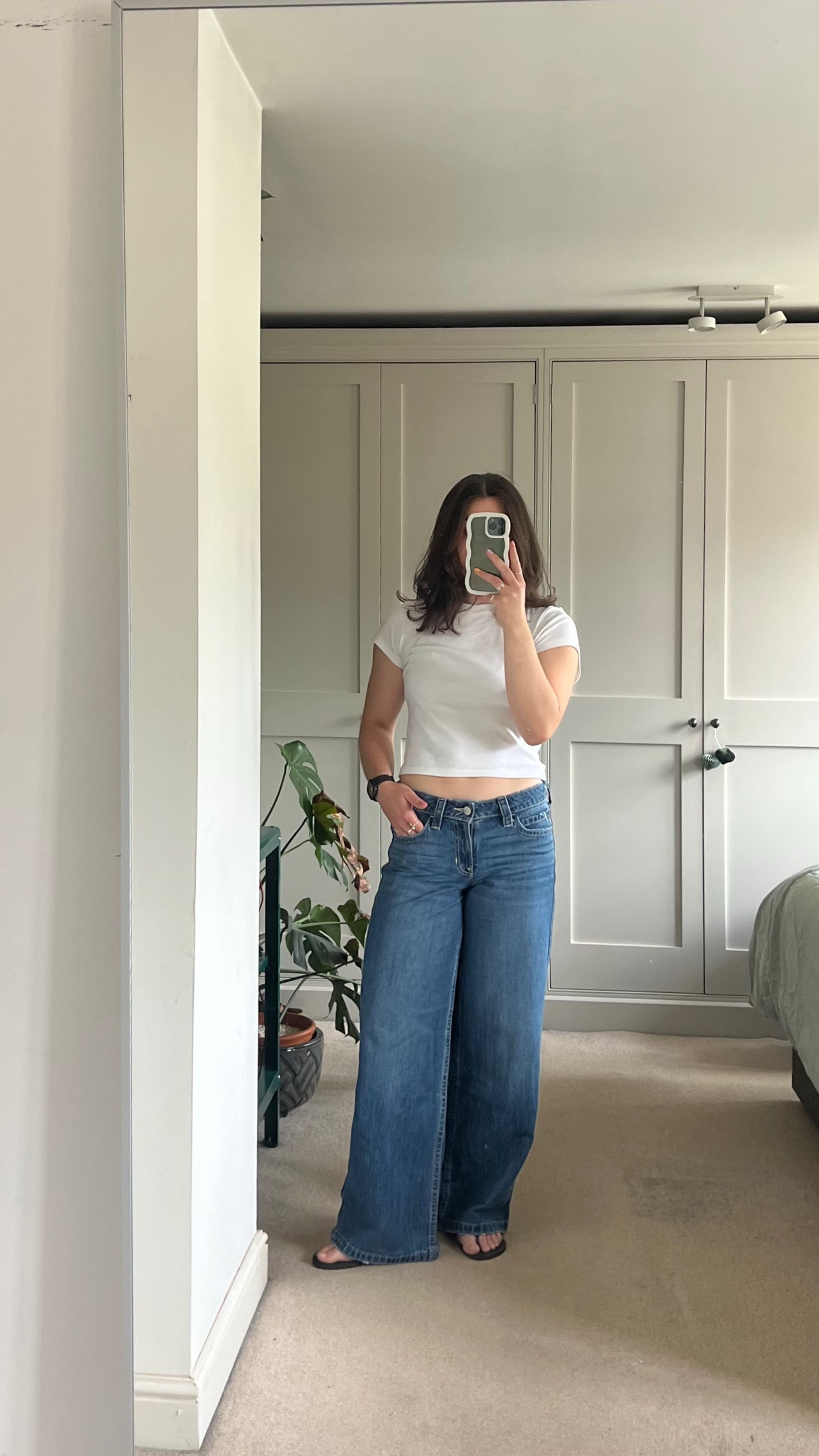 Super simple spring ootd | low waisted jean outfit inspiration | spring outfit 

#LTKuk #LTKspring #LTKeurope