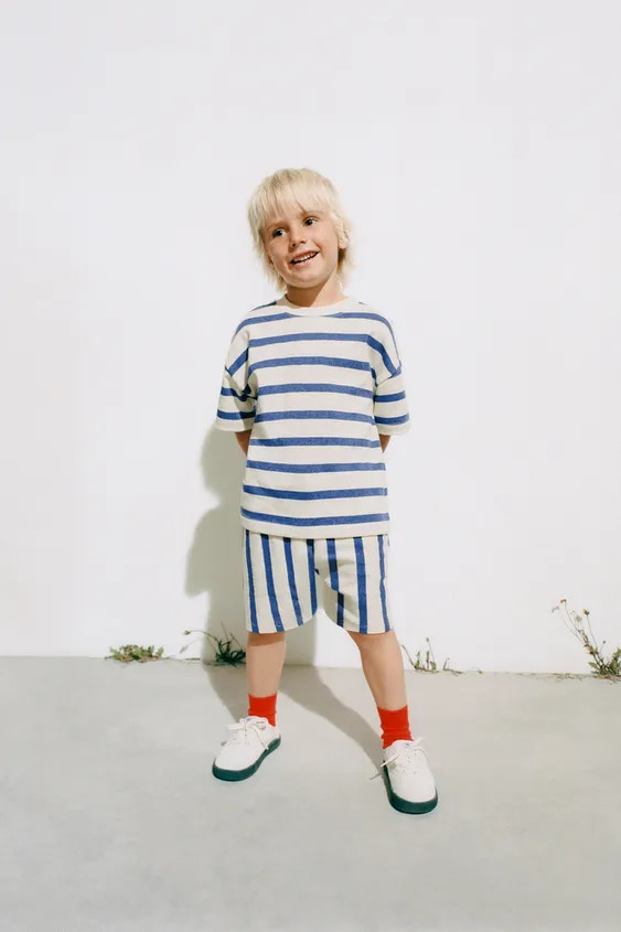STRIPED T-SHIRT AND BERMUDA JOGGING SET | Zara US