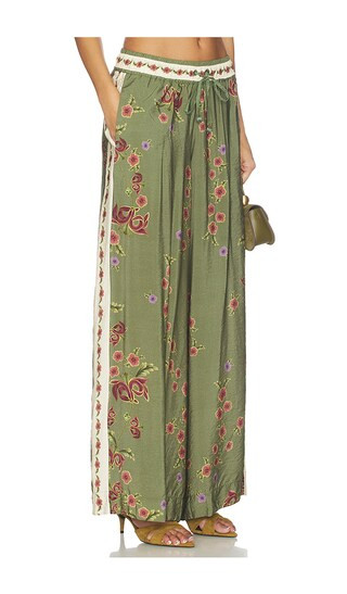 Janis Pants in Olive | Revolve Clothing (Global)