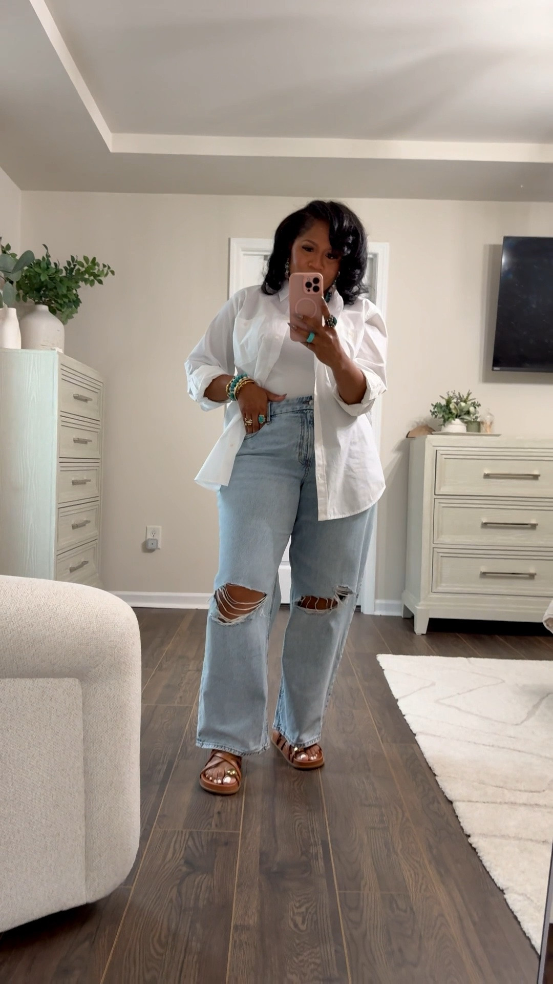 Casual Outfits. 
White Ralph Lauren top @Macys 
Bag Paris64 
Flats Marc Fischer 
Necklaces Baublebar