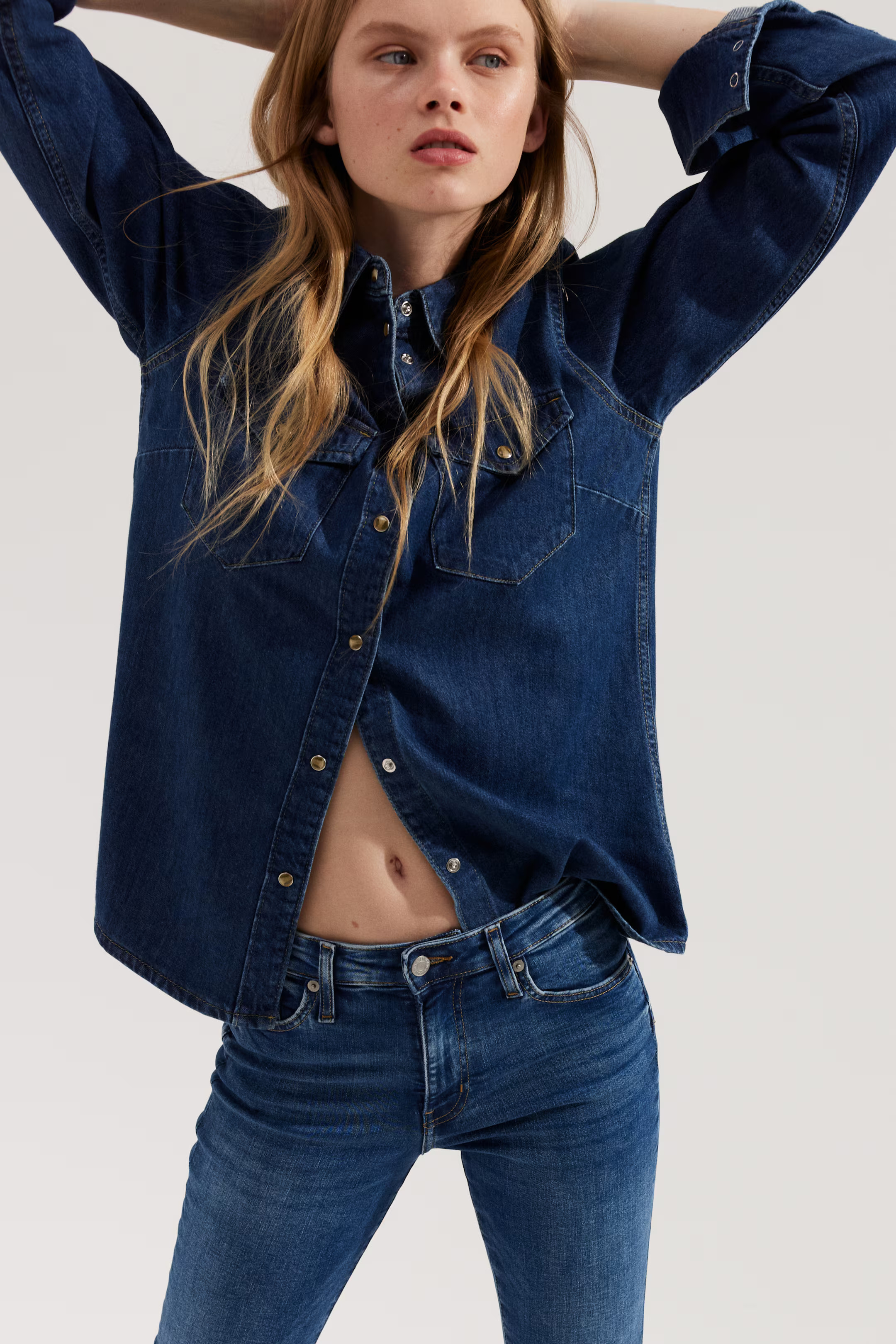 Hemdbluse aus Denim | H&M (DE, AT, CH, NL, FI)