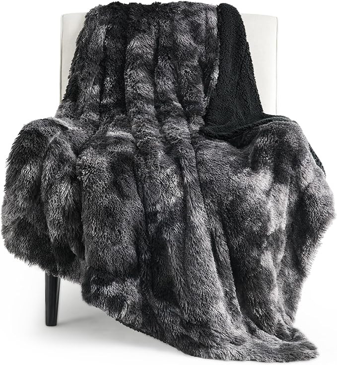 Bedsure Fluffy Black Blanket Throws Gifts for Men, Women, Soft Fleece Cozy Fuzzy Sherpa Plush War... | Amazon (US)