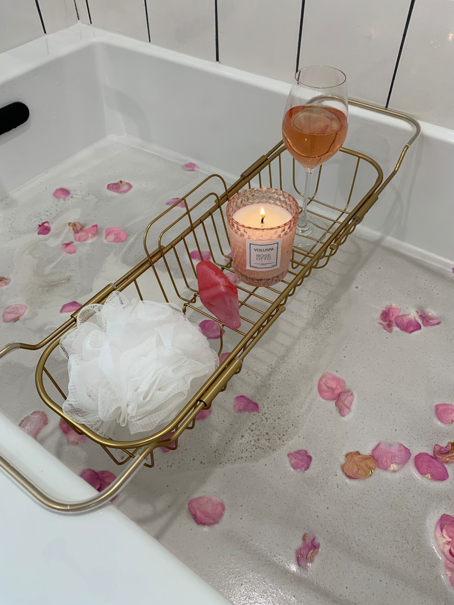 Valentine’s Day inspired spa day at home! 🧖🏾‍♀️🎀🛁 🫧

#LTKValentine #LTKBeauty #LTKselfcare
