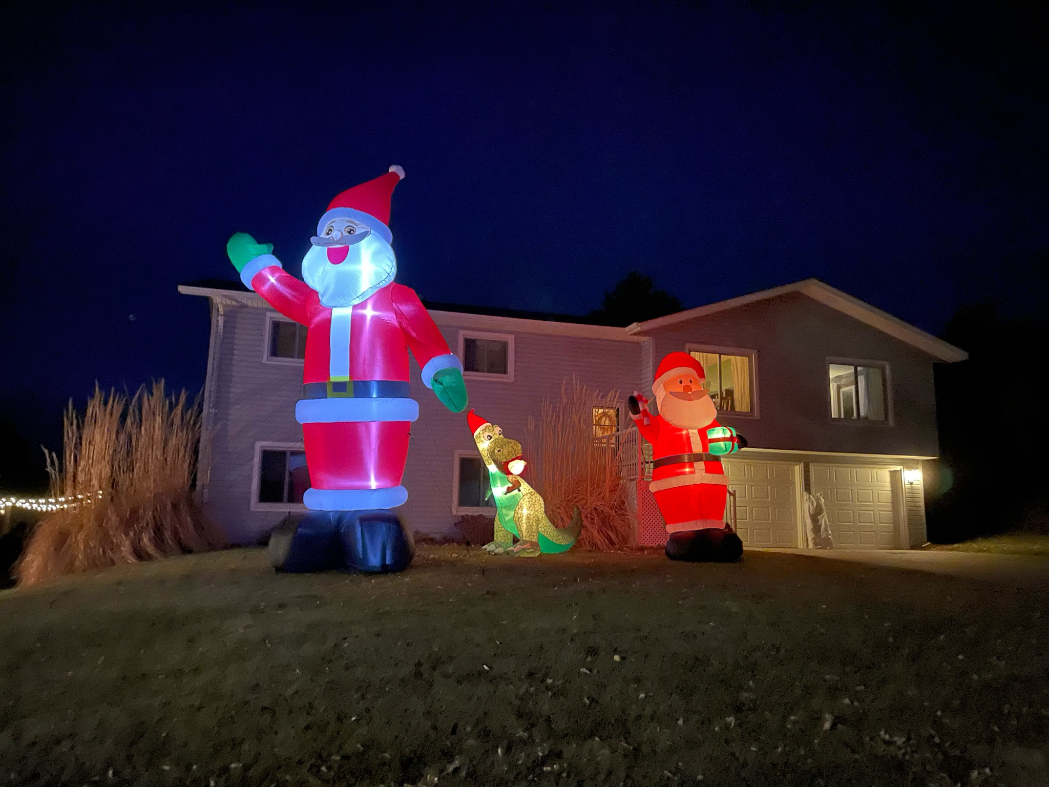 If you want an oversized inflatable here you go!

#LTKSeasonal #LTKunder100 #LTKHoliday