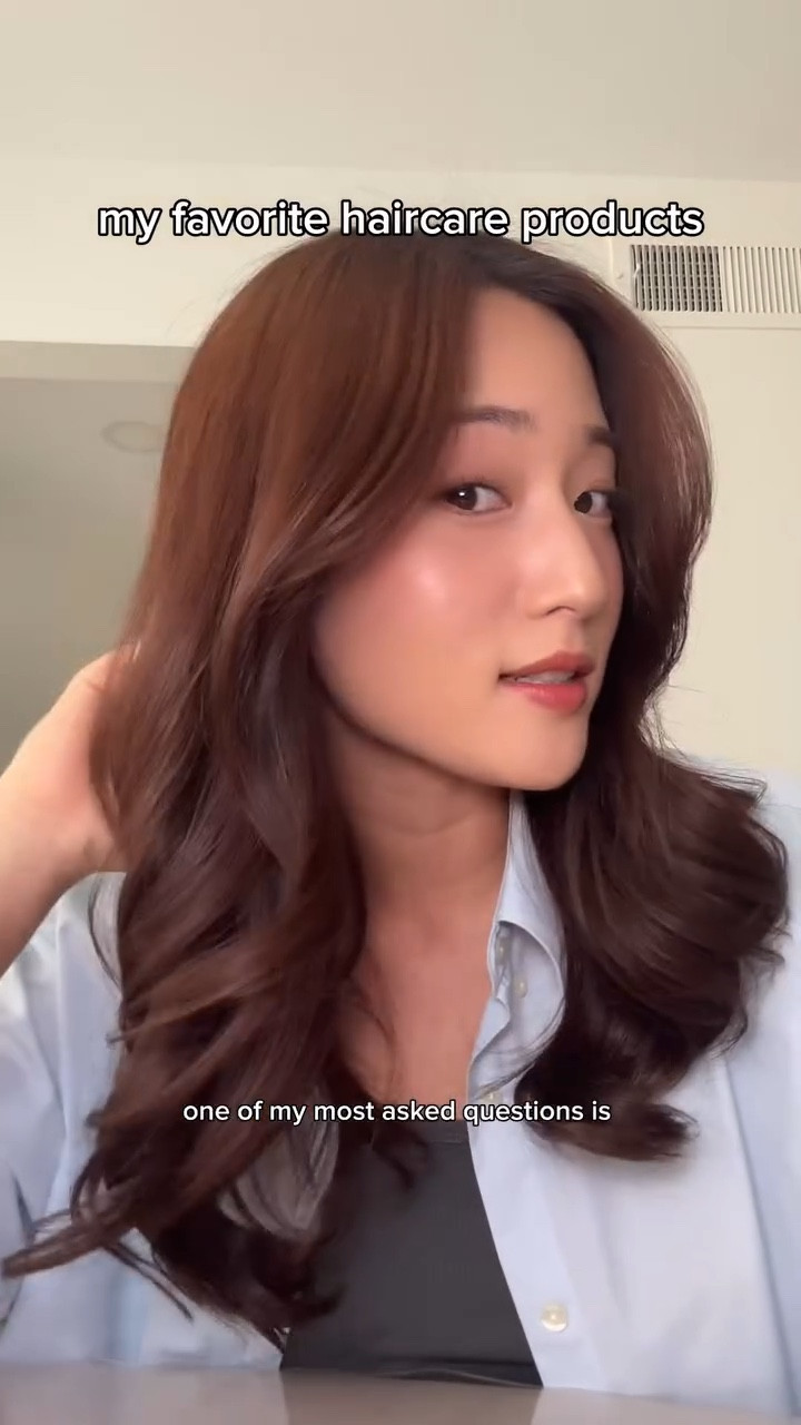 one of my most asked questions!!

@shuuemura_artofhair - https://bit.ly/3xL9MzR
@drgroothair ('KIM25' for 25% off) - https://bit.ly/3xLUBGz
@actandacre ('SALLYKIM20' for 20% off) - https://collabs.shop/li4cj4
@actandacre - https://collabs.shop/7eteld
@kerastase_official - https://bit.ly/3zvm1ky
@kerastase_official - https://bit.ly/4cE2dtN
@miseenscene.official (BUT PSA BUY THIS IN A FEW DAYS BC ITS GOING ON SALE TRUST ME) - https://amzn.to/3VHERMR

#haircare #hair #haircareroutine #hairmask #scalpcare