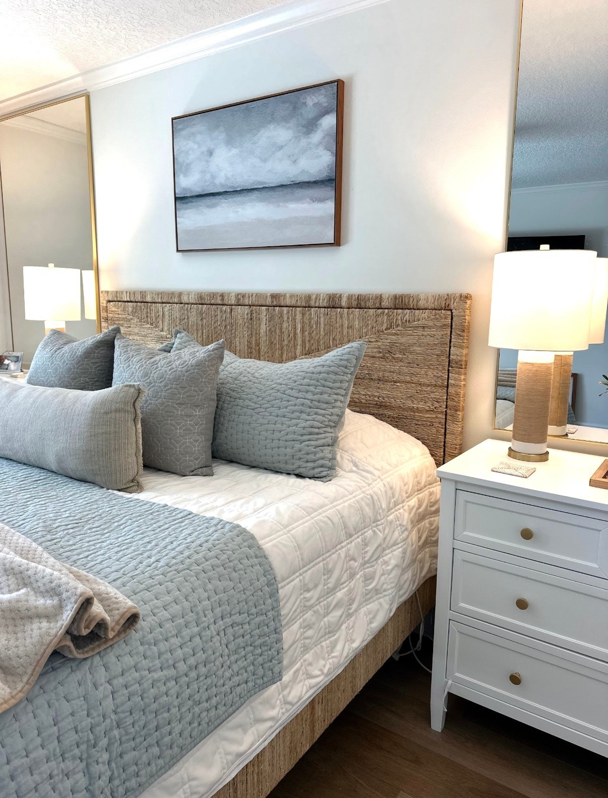 Coastal bedroom 
Beach art 
Blue quilt set 
Velvet modern quilt bedding 
Dresser nightstands lighting bedside table lamp mirrors 

#LTKSaleAlert #LTKHome
