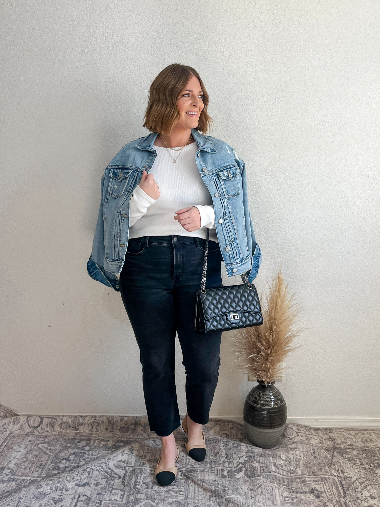 One base styled 4 ways// styled with flats and a jean jacket 

Wearing L in top + jacket 
Jeans tts 

#LTKmidsize #LTKstyletip #LTKfindsunder50