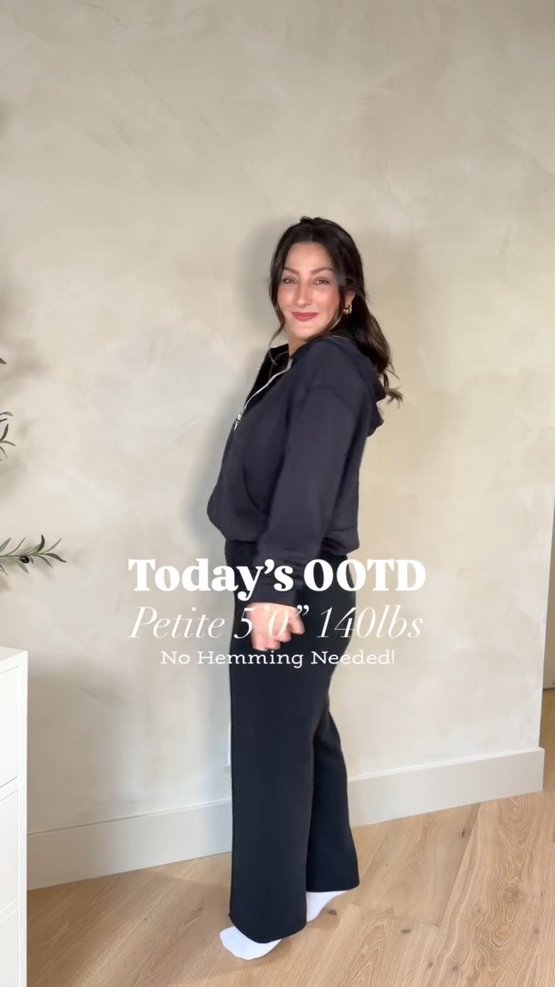 Daily petite OOTD! Most luxe active pieces from Amazon!!

💫For sizing, I am 5’0” & 140lbs.
Jacket and tank size small
Pants size small petite 



#LTKActive #LTKootd #LTKPetite