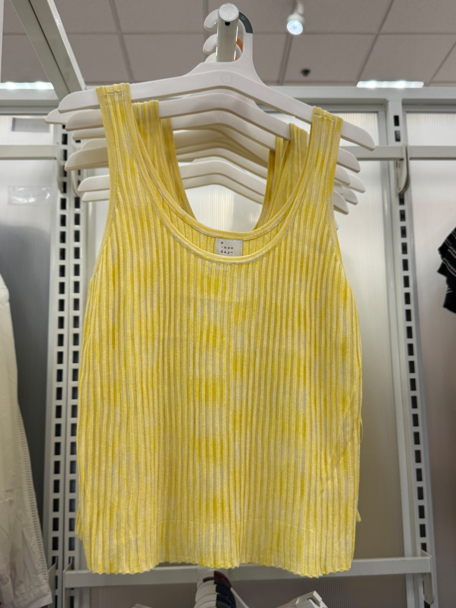 Women’s spring tees and tanks

#LTKSeasonal #LTKBeauty #LTKootd