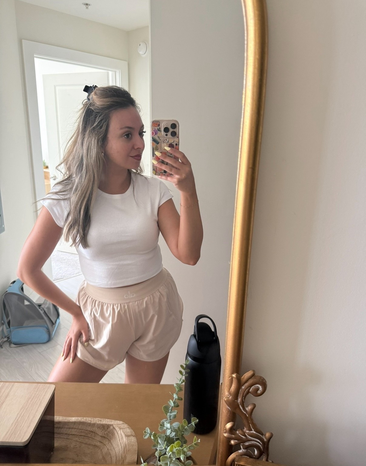 Errands outfit!! Shirt is from Zara, I have a few of them. The quality is amazing and it goes with everything (size large) shorts are alo, size small. 

Zara shirt: 3641/309