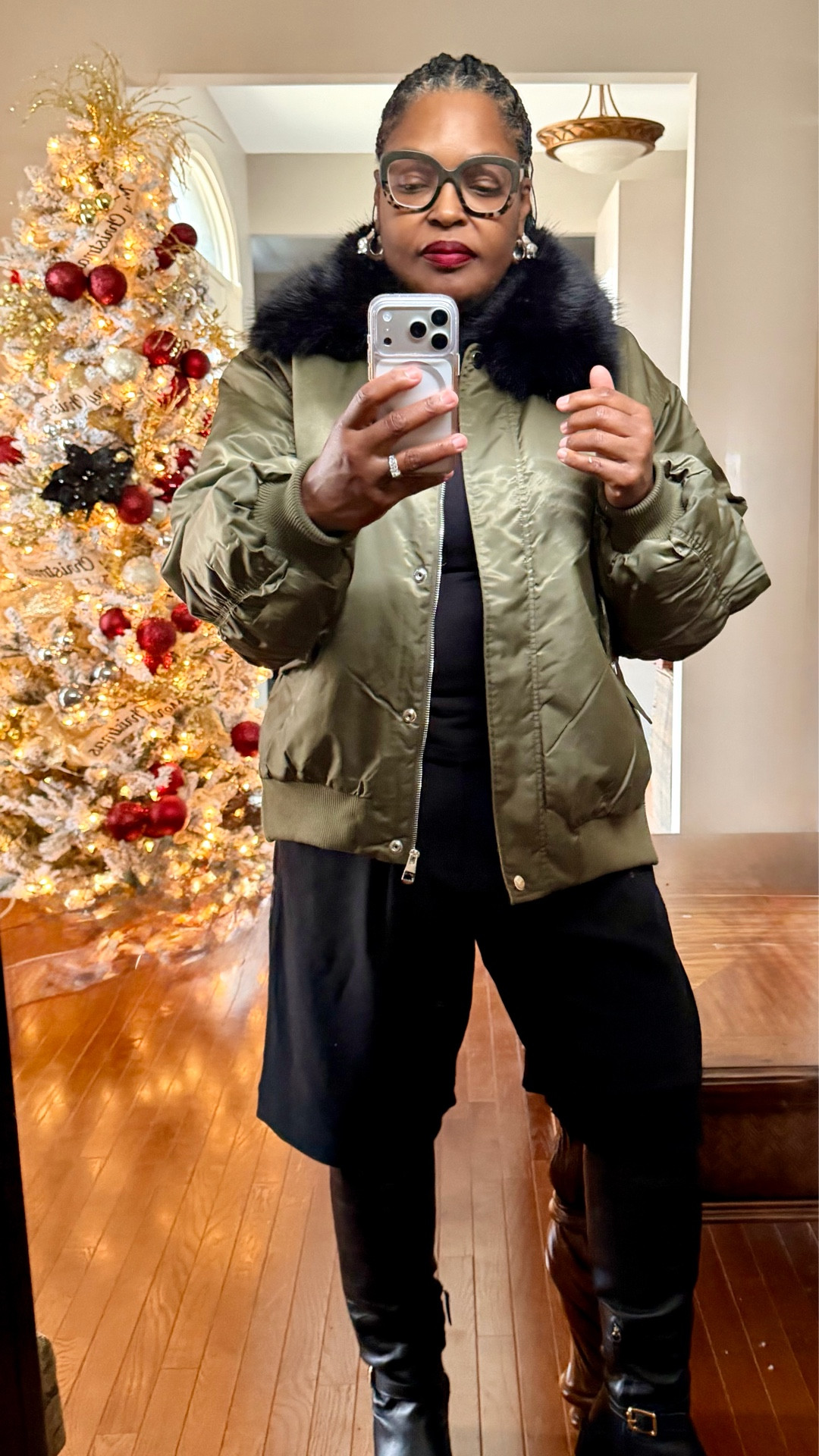 Hey Girl what are you wearing today-shopping edition!
Nordstrom’s has the best lighting!! The star of the show is this warm padded parka with the faux fur collar!! The supporting cast are these black shorts!! The backup are the thermal shirt and tights to keep me warm while I am focused on being cute! #fypviral2025 #winterjacket #OOTD #styling #styleinspo
Jacket H&M
Thermal top @@UNIQLO USA
Bermuda short @@KBB by KAHLANA
Boots @@ZARA
Lipgloss @@thelipbar
Glasses@@Warby Parker
Brooklyn 39 handbag@@Coach
If you want the links please comment “shop”
Or shop my LTK  at https://www.shopltk.com/explore/tooluvfashionisha?utm_campaign=creator_shop_share_template_flow&utm_source=ioscreatorapp

#LTKdayinmylife #LTKHoliday #LTKootd