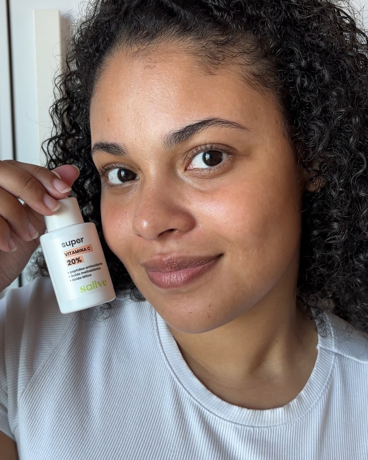 Minha queridinha vitamina c da sallve, esse produto ajuda a trazer de volta o viço e brilho da pele e tem uma super ação antioxidante! 🧡✨

#LTKbrasil #LTKbeauty