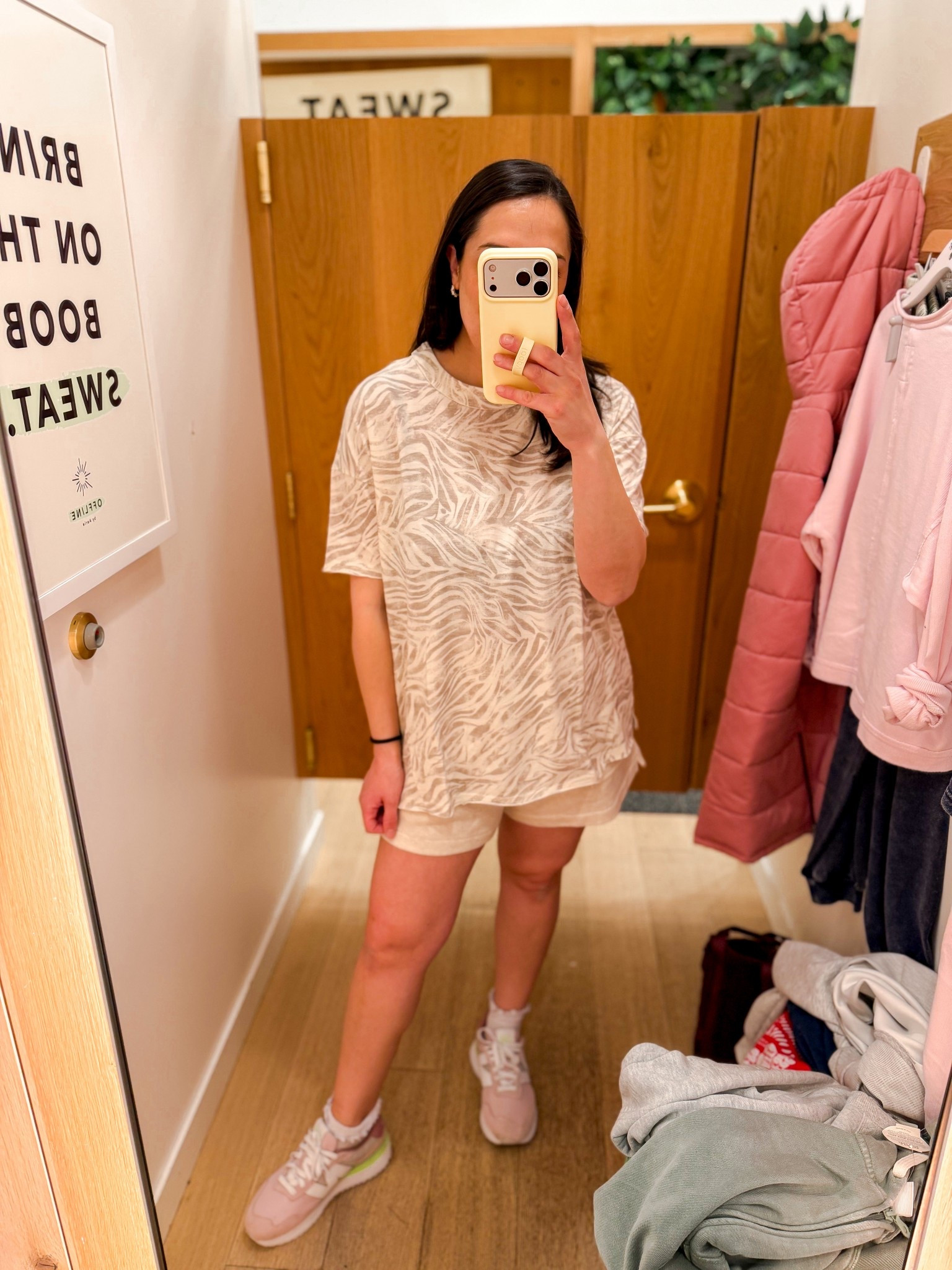 Aerie sale
Tee: small
Shorts: mediumm

#LTKootd #LTKSaleAlert #LTKmomlife