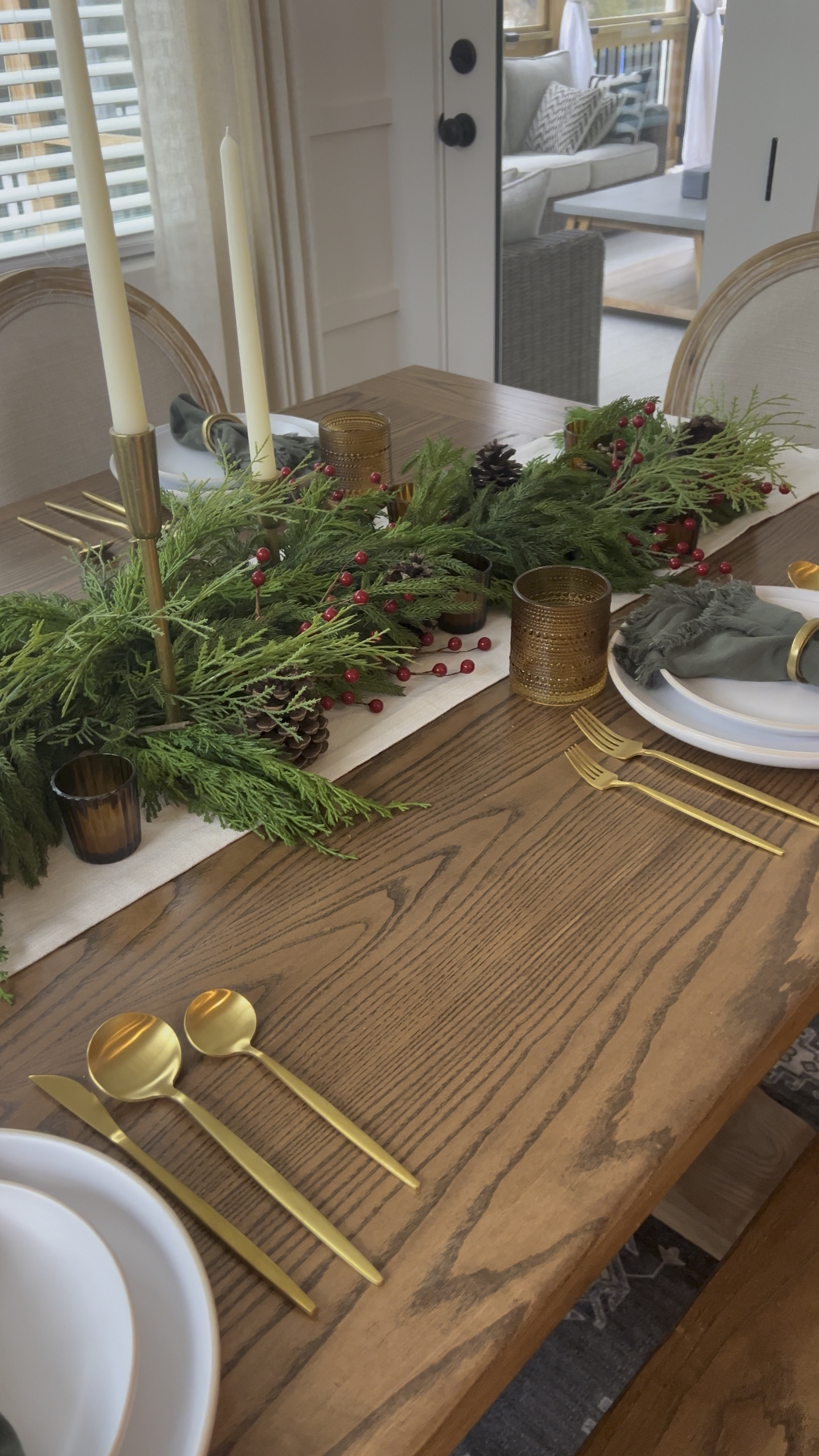 Last years Christmas Tablescape 

#LTKHome #LTKHoliday #LTKSeasonal