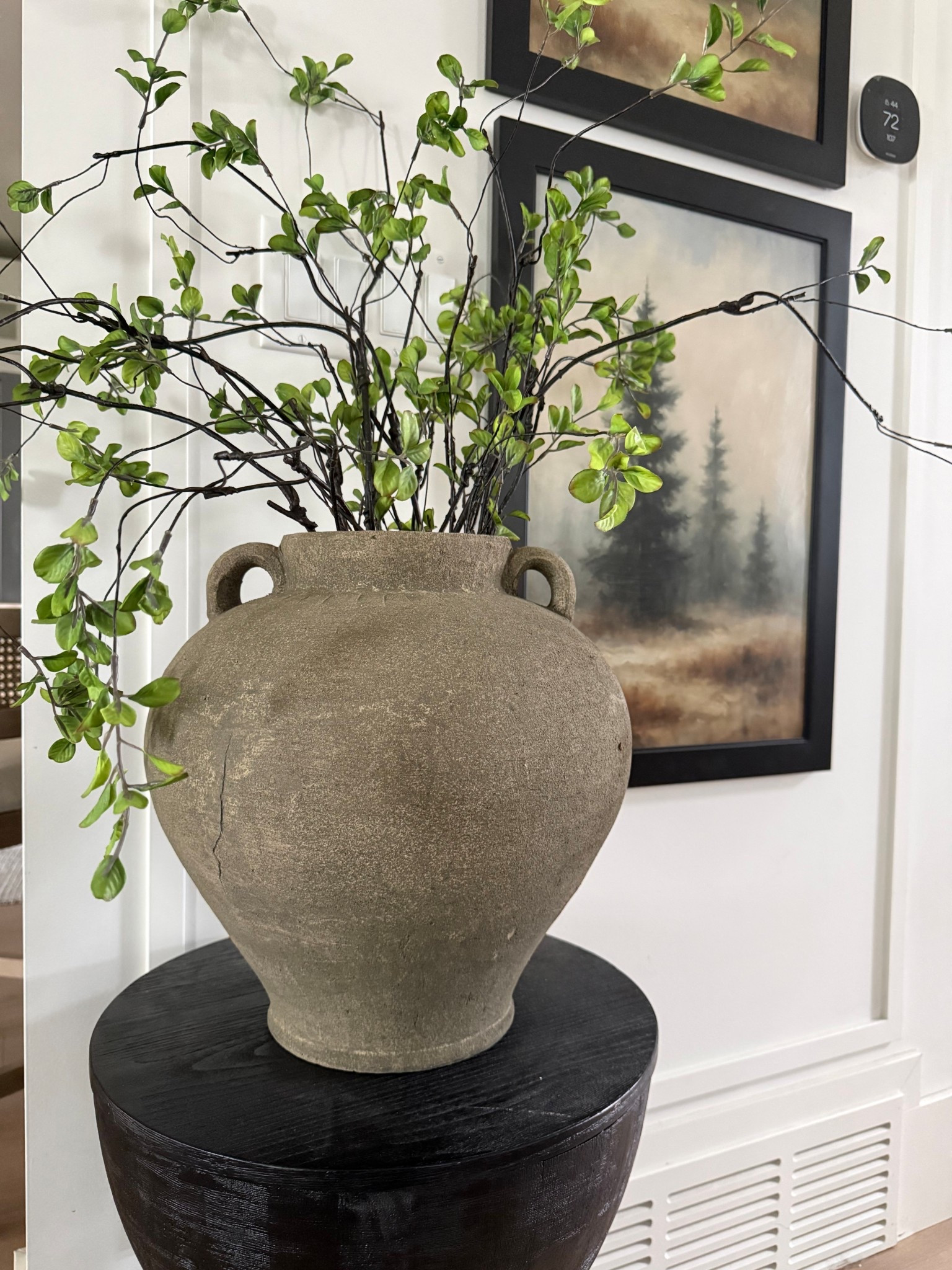 Love this vase..rustic organic✨