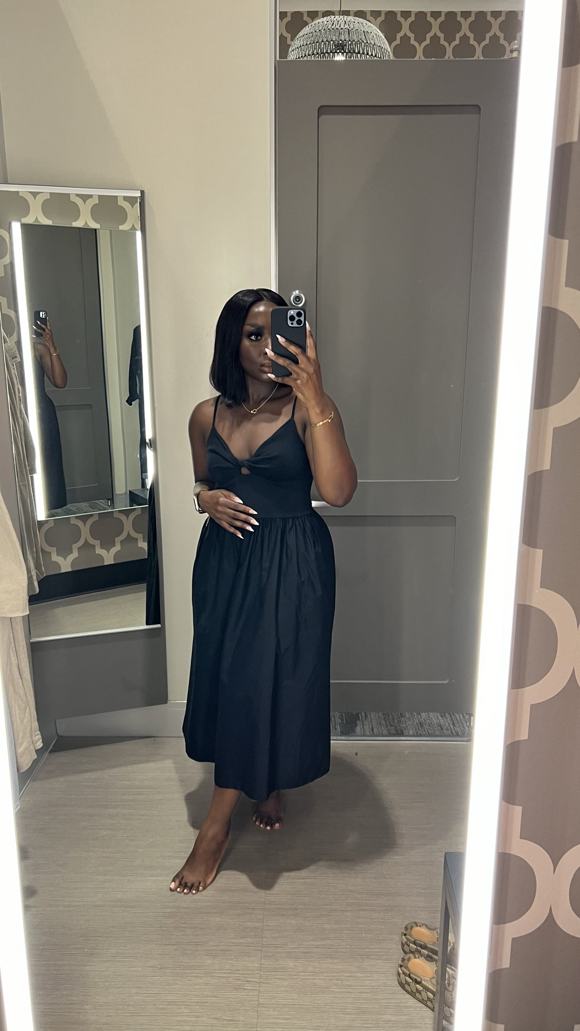 This dress is beautiful for the spring/summer time. Wearing a Medium 

#LTKbeauty #LTKfindsunder50 #LTKstyletip