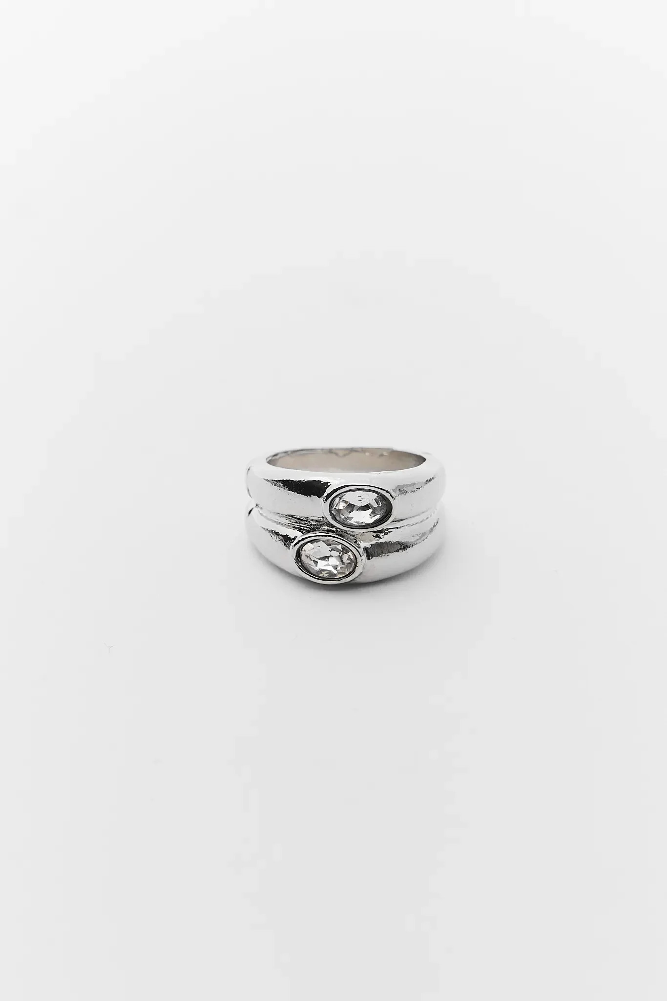 Nelly Silver Rhinestone Ring | Avara