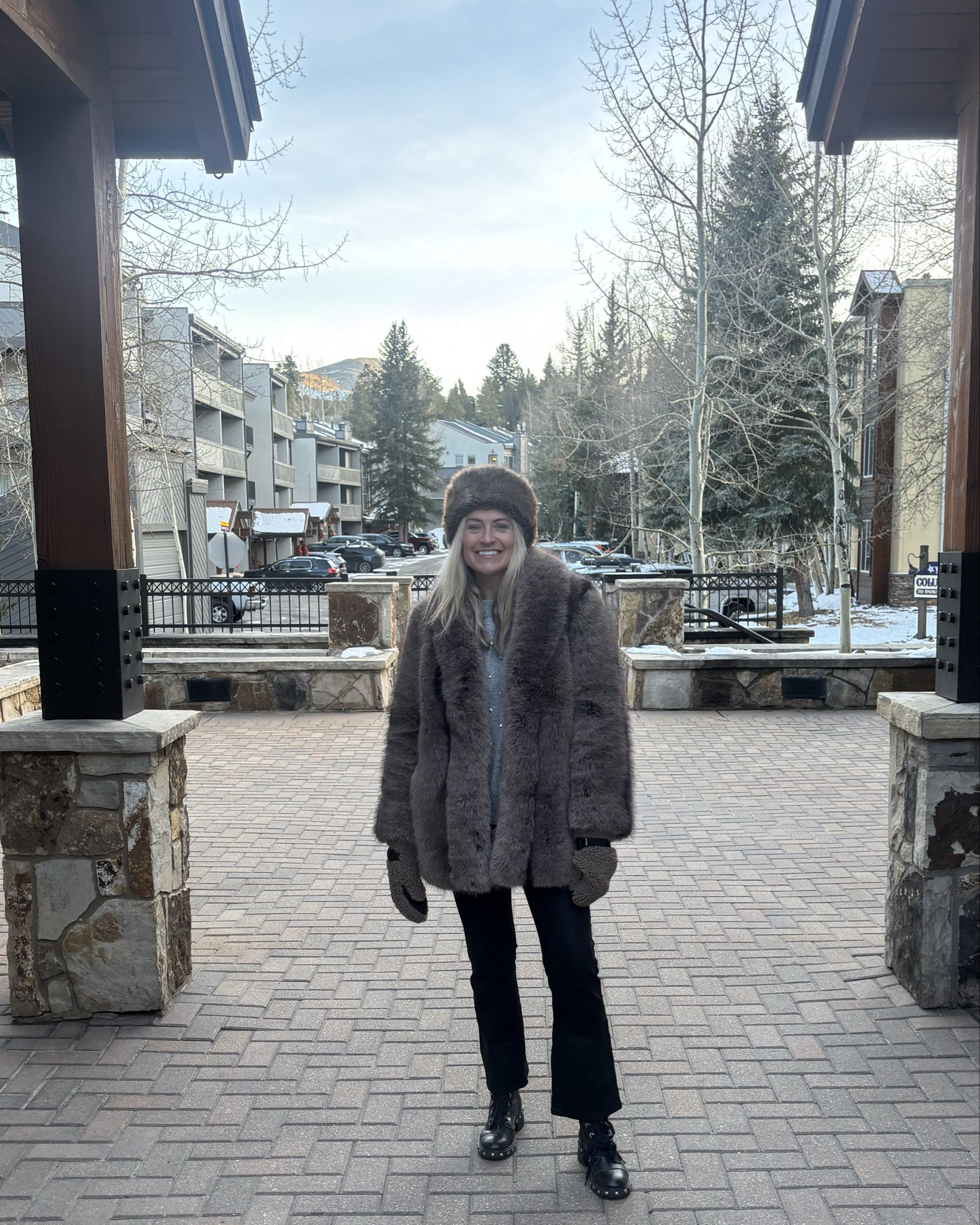 Happy New Years! Wishing you God’s peace joy and love and the experience of his constant goodness and presence with you.  Apre ski outfit
#LTKHoliday 

#LTKSeasonal #LTKootd