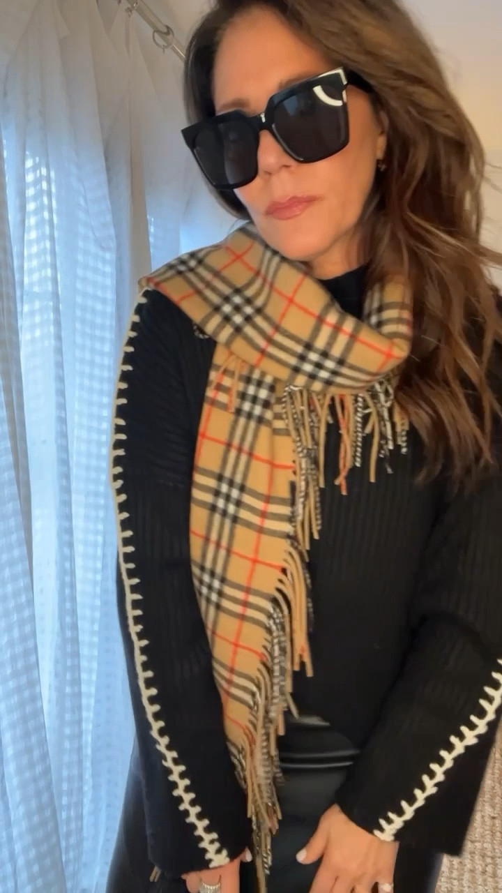 Easy to to outfit! I’ve linked similar options below⬇️ tip: own several good quality black pieces to mix and match on those get ready quick days!! 

#LTKVideo #LTKfindsunder100 #LTKworkwear