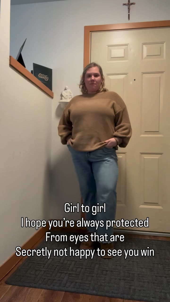 Recently one of my videos over on TikTok had a ton of negative comments criticizing my body and how my clothes looked on me. I am not perfect but I’m trying to take better care of myself. I have always felt like we should be each others cheerleaders but I know that’s not always the case. I will always strive to support all the ladies I see trying to take care of themselves, their families, and even trying to build something better. And honestly I pray the people cheering each other on out weighs the one trying to pull others down. So to all my cheerleaders here thank you.
