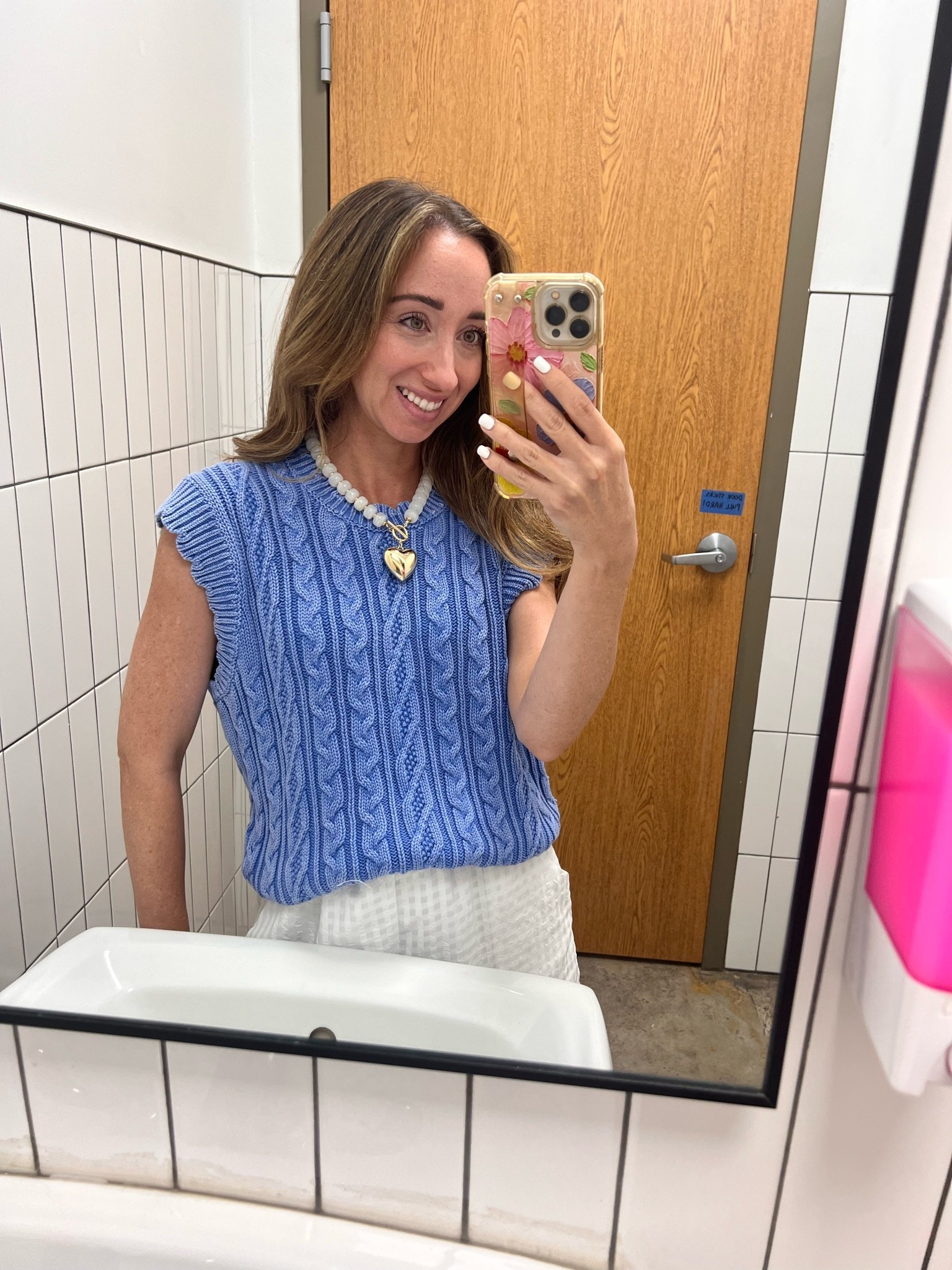 Snagged this sweater tank for only $14 and I’m obsessed! They also had it in yellow and I might go back for that color too! Wearing the XS

#LTKmomlife #LTKPetite #LTKSaleAlert