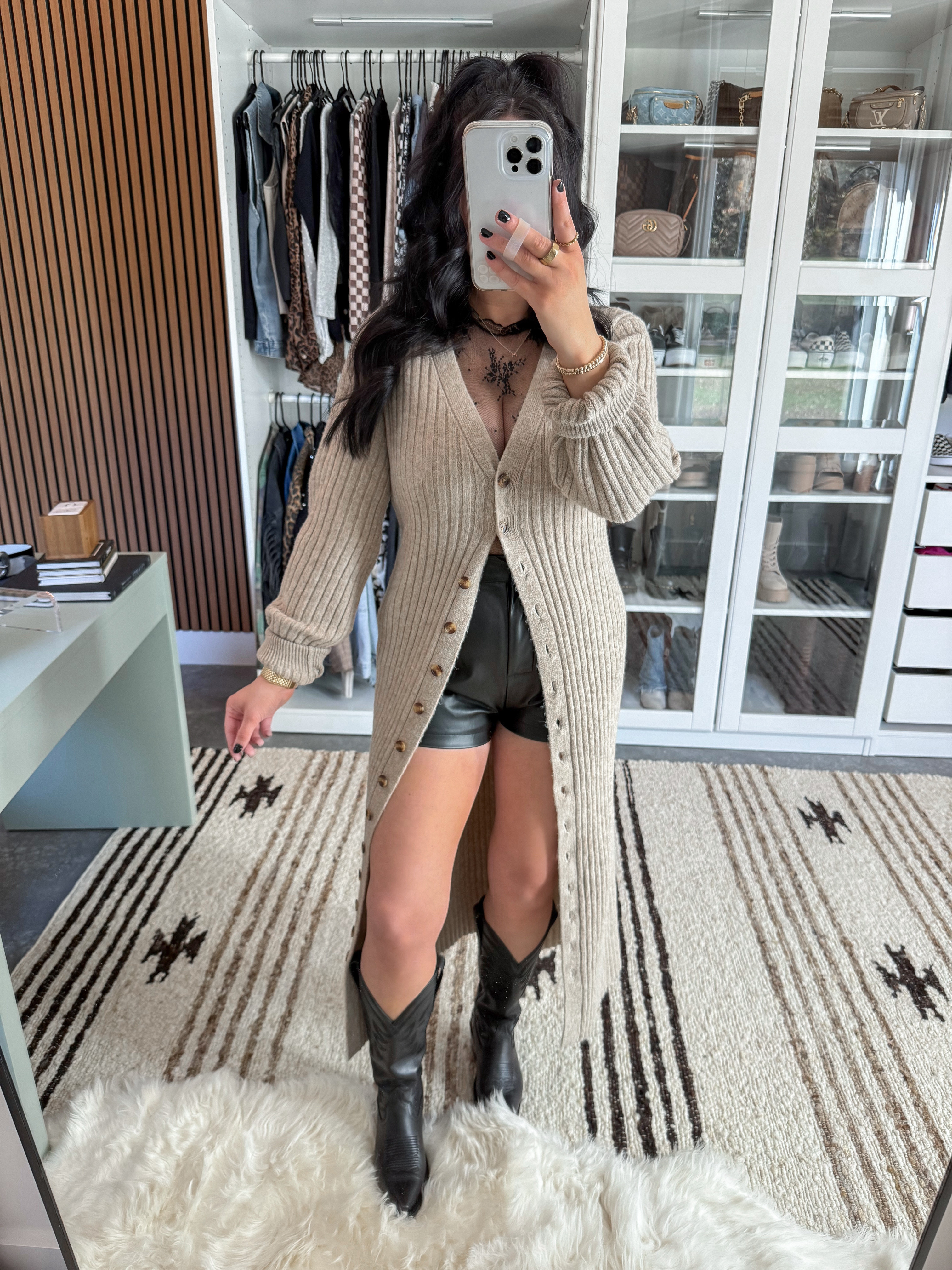 Edgy Chic Western Inspired Date Night Outfit 🖤

Cardigan - small (apricot)
Lace Tank - small
Shorts - small
Bralette - medium

Love this neutral edgy look - so perfect for your next date night! I styled these faux leather shorts with this sheer black lace high neck tank top, added this super comfy duster cardigan and finished the look with my black Tecovas cowgirl boots. 🖤

 

 #LTKFindsUnder50 #LTKStyleTip #LTKShoeCrush