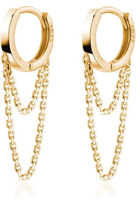Chain drop earrings 
Gold earrings 
Gold hoops 
Amazon find 
