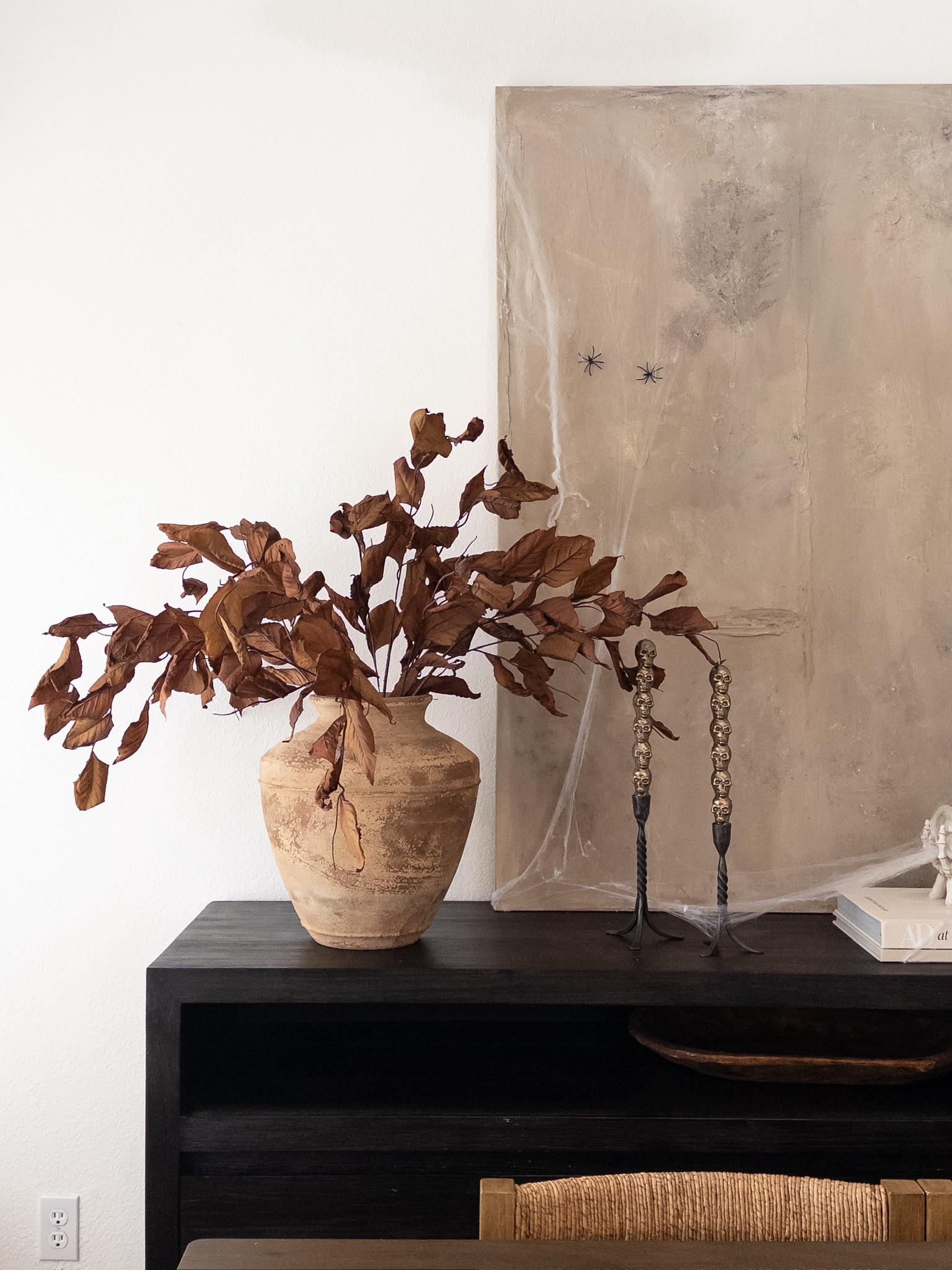 Fall console table styling ft. these amazing Magnolia stems!

magnolia home, magnolia stems, magnolia finds, fall stems, fall console table styling, dining nook styling, halloween decor, halloween finds

#LTKStyleTip #LTKSeasonal #LTKHome