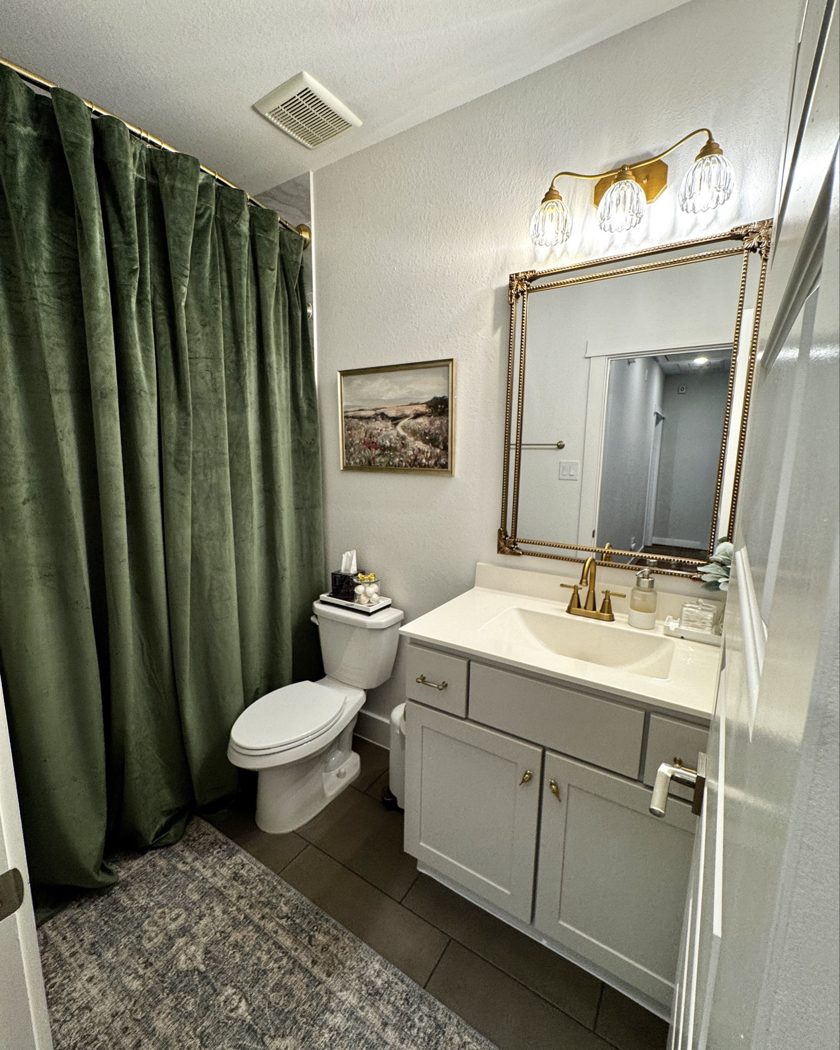 Guest Bathroom Updates

#everypiecefits

Remodel 
DIY 
Makeover
Bathroom
Restroom
Cabinet pulls 
Home design 
Interior design 
Wall mirror
Vanity
Vanity lighting  

#LTKFindsUnder100 #LTKHome #LTKSaleAlert