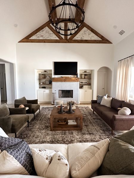 Living room inspo 
Furniture
Neutral home
Organic modern


#LTKSeasonal #LTKhome