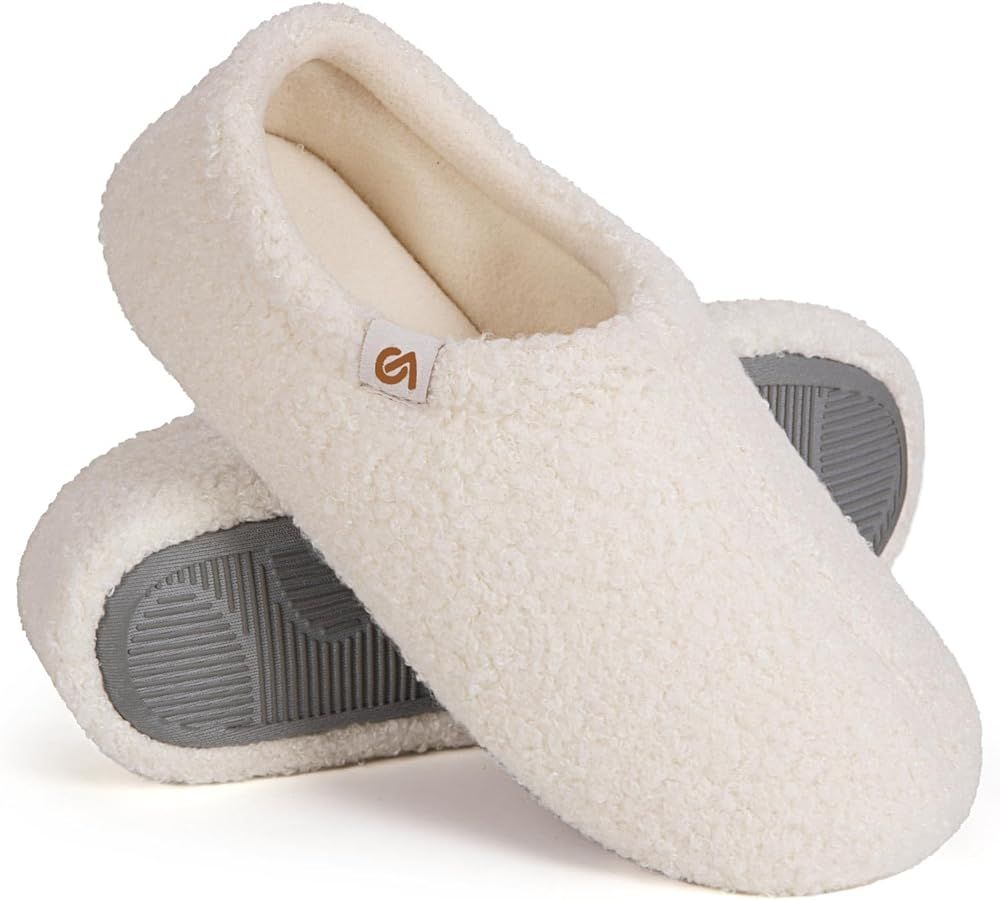 VeraCosy Women's Fuzzy Curly Fur Memory Foam Loafer Slippers Bedroom House Shoes with Polar Fleec... | Amazon (CA)