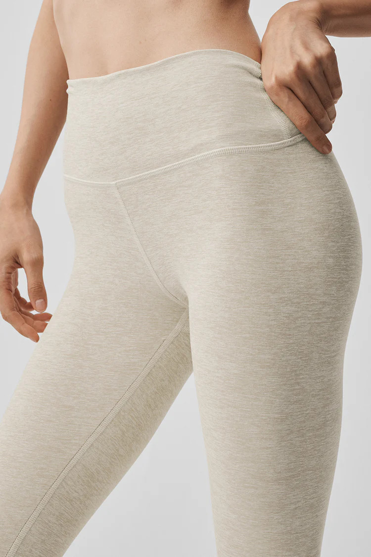 Alosoft High-Waist 7/8 Highlight Legging | Alo Yoga (US)