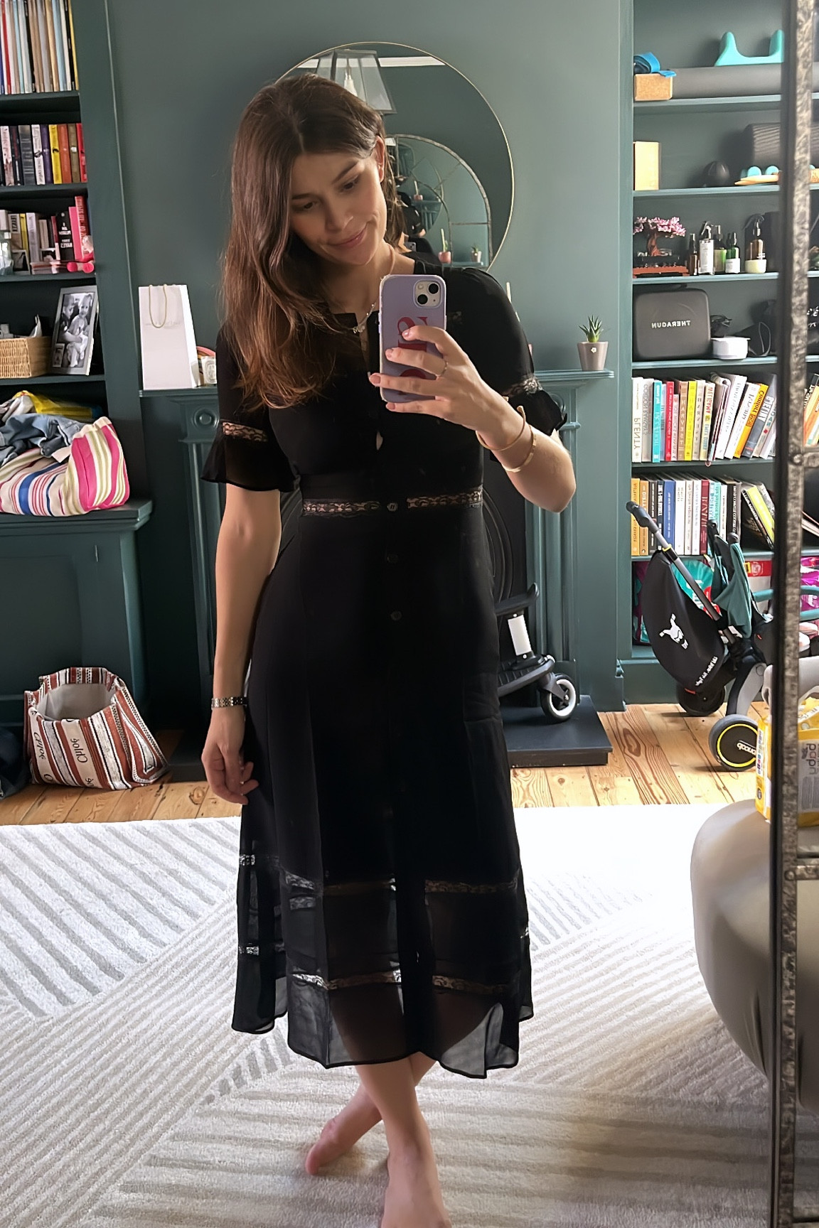 Black button down midi dress

#LTKSeasonal #LTKeurope #LTKstyletip
