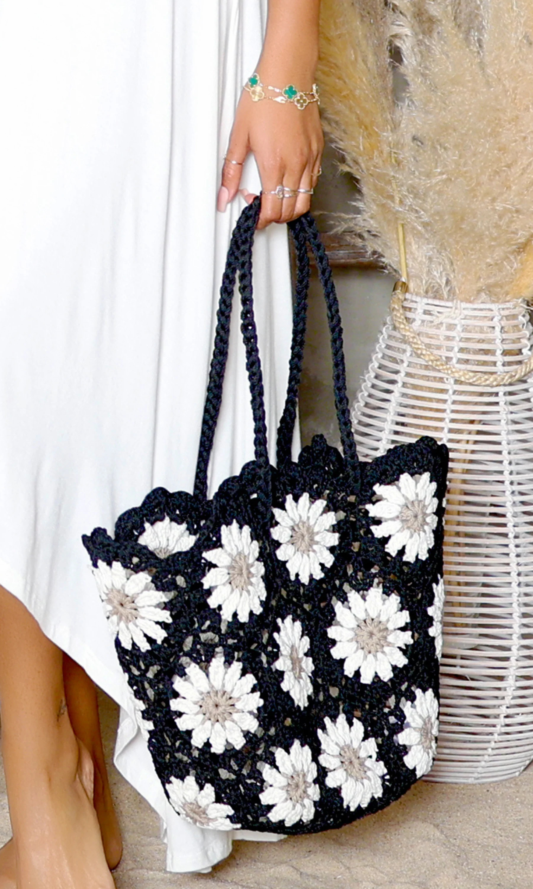 Daisy Delight Crochet Tote Bag - Black | Cutely Covered