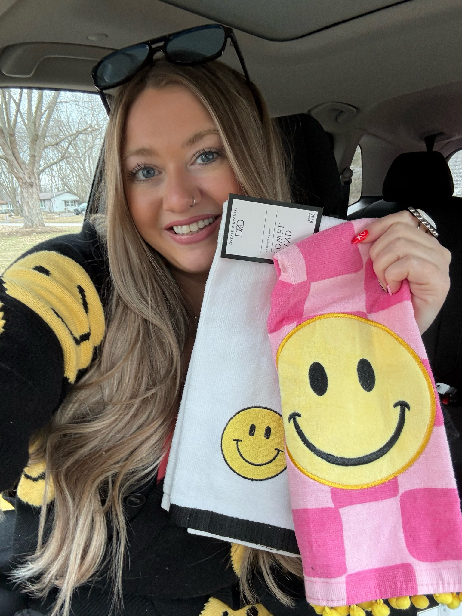 Oops, I forgot to post this one from summer!! Found some super cute smiley faces that matched my sweater lol! How can I pass up smiley face anything as a millennial?! 😜 I found these towels on the clearance rack at Hobby lobby, but I was able to find some similar ones and they are on sale!! #dopaminedecor #smileyfaces #nostalgia 


#LTKSeasonal #LTKFallSale #LTKHome