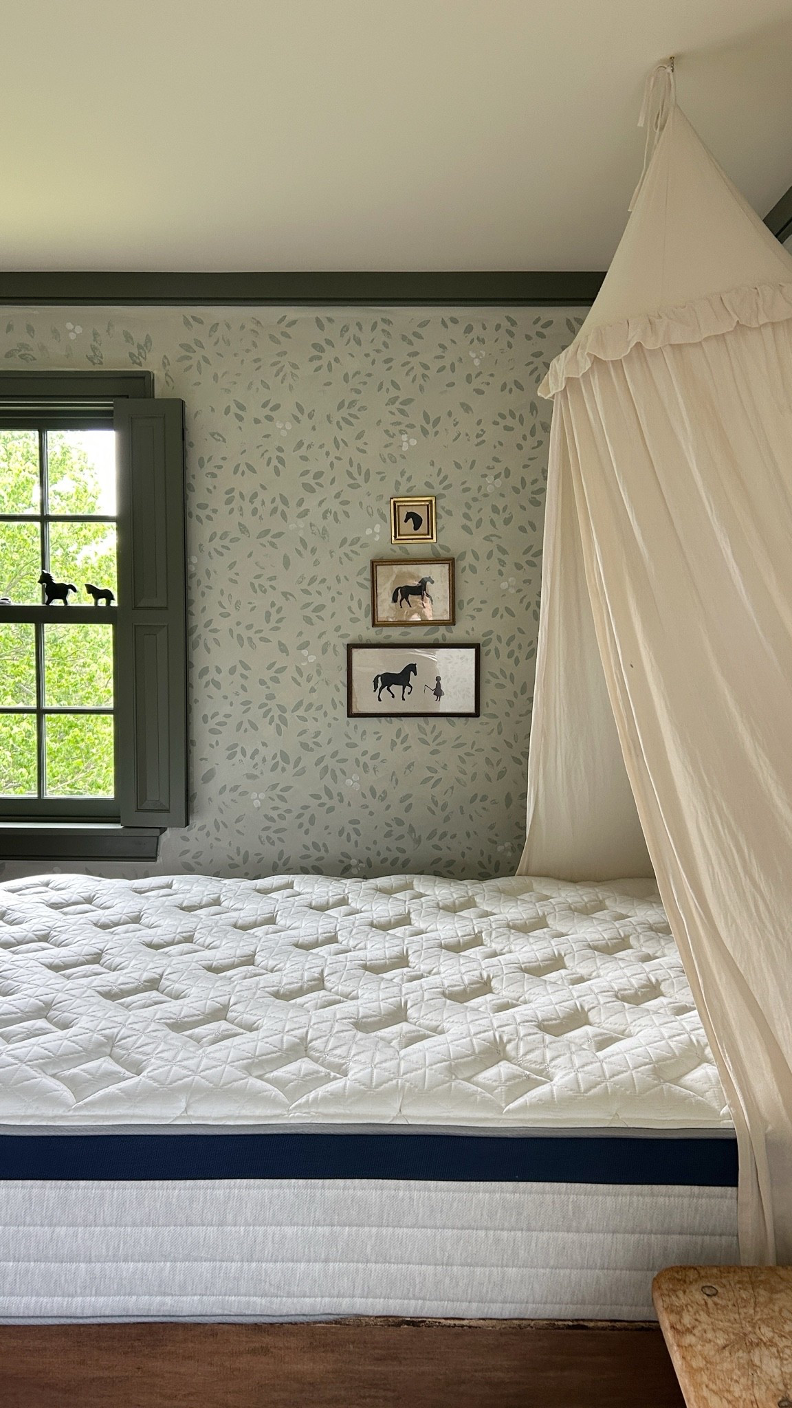 Get 25% off Helix mattresses!