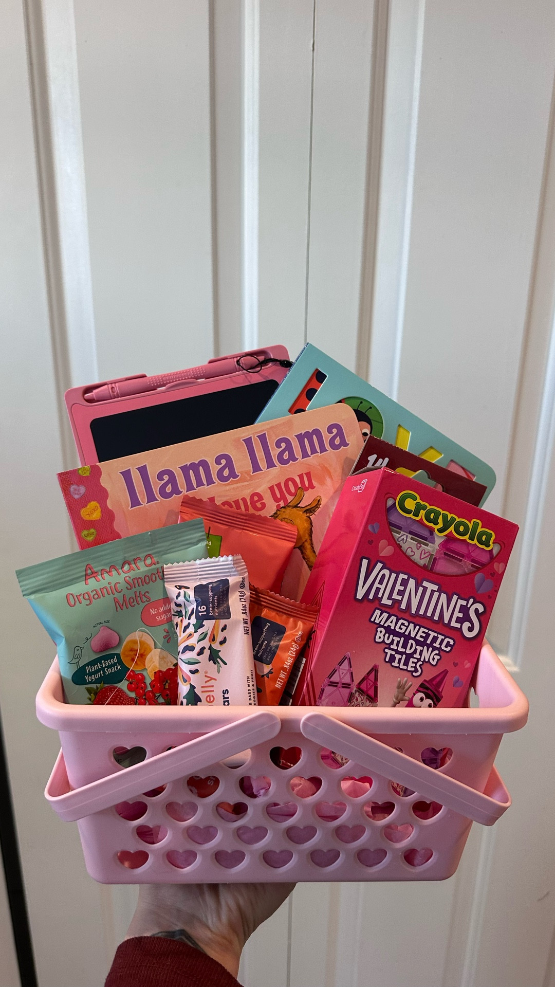 Here is the little Valentine’s Day basket I put together for my toddler! Just a few toys/books, along with some of her favorite snacks (I’m sure the basket is going to be her favorite part)



#LTKKids #LTKValentine #LTKmomlife