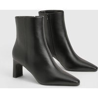 boohoo Women's Low Heel Pointed Toe Ankle Boots in Black | Size: 7 | Boohoo.com (UK & IE)