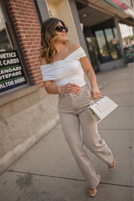 Take 30% off my favorite high rise jeans via Abercrombie in the oat color! They are currently $63 only 
Top is sold out. I’m linking similar ones
Jeans size 24 short. Order your regular size 
Casual denim look, casual style, denim outfit, Abercrombie denim

#LTKsalealert #LTKstyletip #LTKfindsunder100