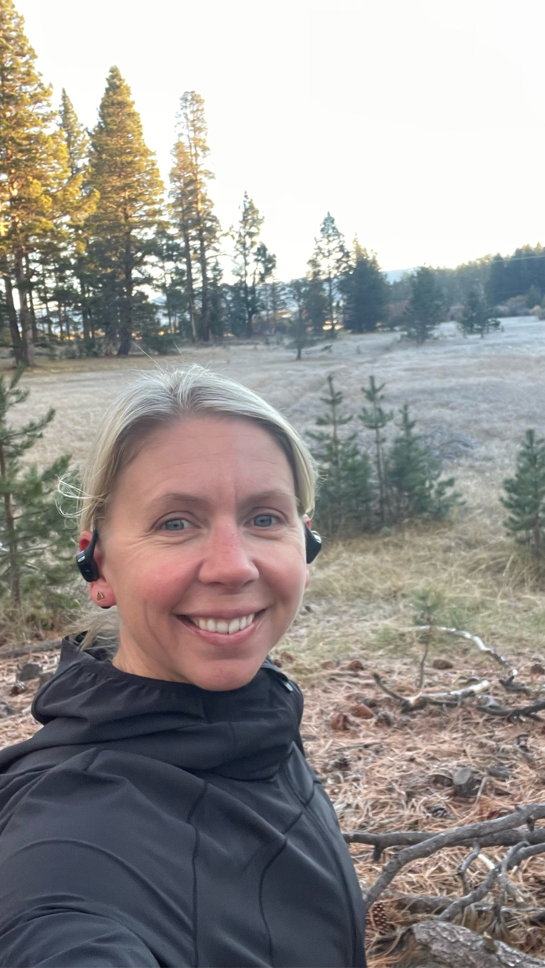 It was a brisk 27 degrees this morning while running.  All my gear linked. 

#LTKSeasonal #LTKOver40 #LTKActive