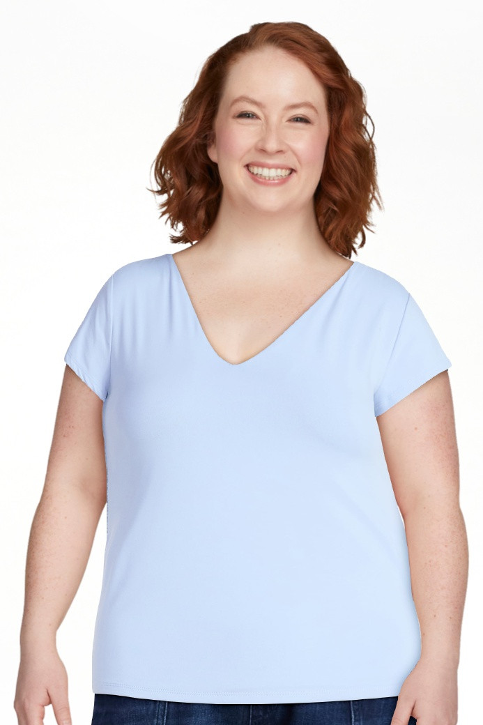 Scoop Women's and Women's Plus Ultimate Refined Contour V Neck Tee, Sizes XS-4X | Walmart (US)