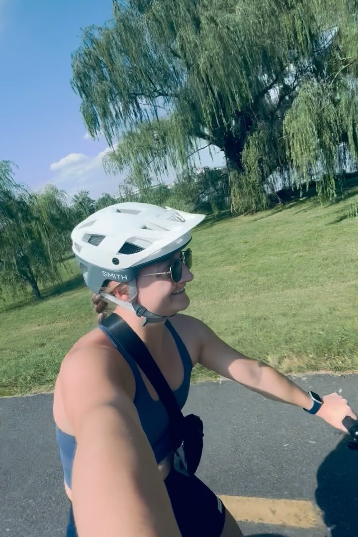 DC lookin sauve from the saddle of my bike✌🏼😎 

#girlswhobike #summerindc #cyclingshots #bicyclinglife

#LTKSummerSales #LTKFitness #LTKActive