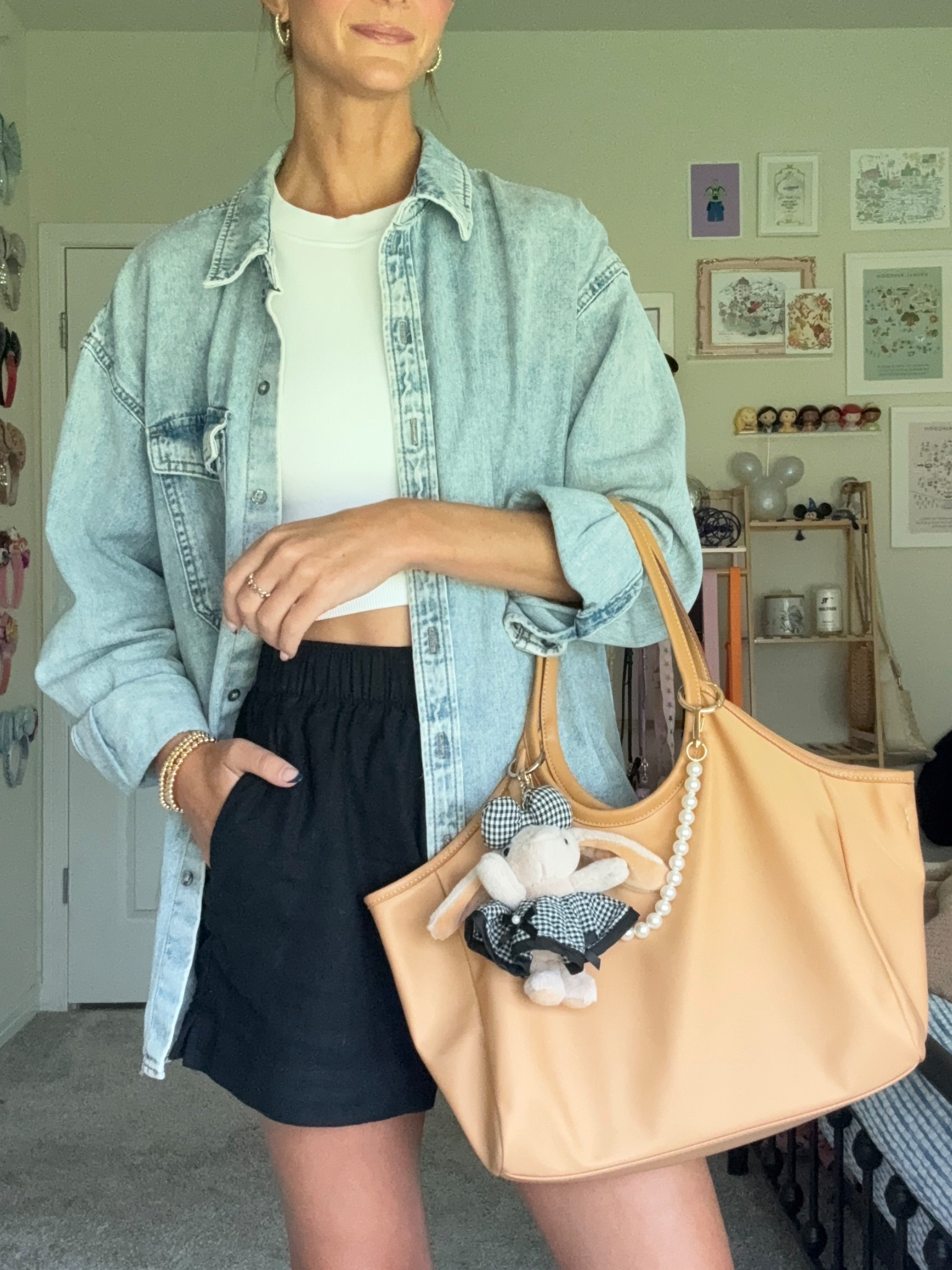 Coastal casual 🦀🐚 my go-to uniform currently! 

Target finds, Amazon finds, comfy casual, every day outfit, denim shirt, linen shorts, Stoney clover lane, SCL, bag charm, fall transition 

#LTKFallSale #LTKSeasonal #LTKStyleTip