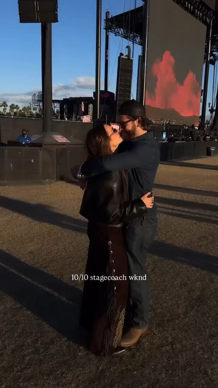 11/10 weekend with my honky tonk hotties in the desert 🤠❤️‍🔥🌵

#LTKSeasonal #LTKStyleTip #LTKFestival