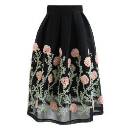 3D Flower Vine Airy Honeycomb Pleated Skirt in Black | Chicwish