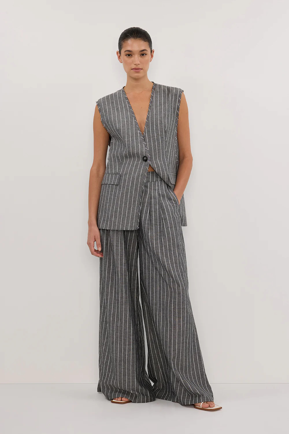OLLIE SLATE STRIPE WIDE LEG PANT | DISSH